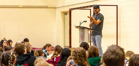 Author delivers keynote address at the Young Author's Conference